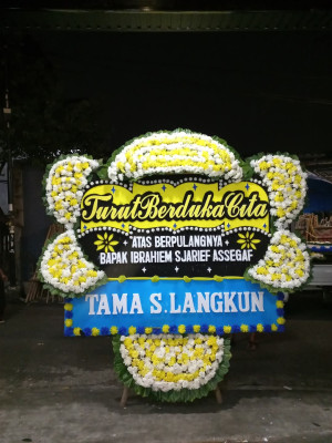 Papan Bunga Duka di Cabean